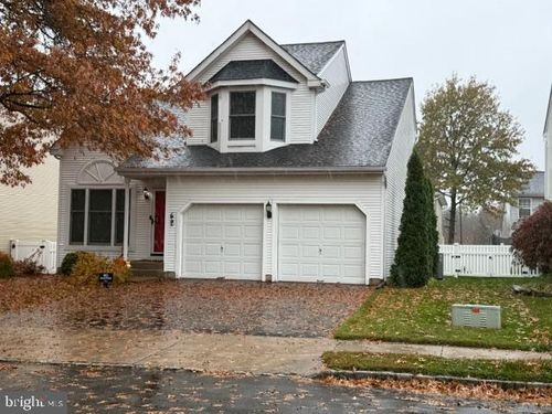 62 Stirrup Way, BURLINGTON, NJ, 08016-3022 | Card Image