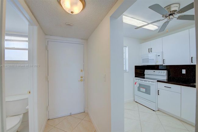 APT-303 - 855 Euclid Ave, Condo with 1 bedrooms, 2 bathrooms and null parking in Miami Beach FL | Image 13
