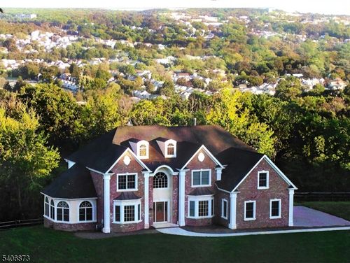 108 Hamilton Trl, Totowa, NJ, 07512-2226 | Card Image