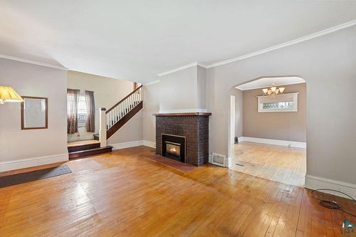 206 Carlton Ave, Cloquet, MN, 55720-1704 | Card Image