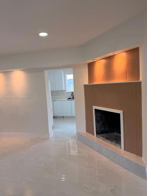 1965 Breezy Ln, West Palm Beach, FL, 33417-4415 | Card Image