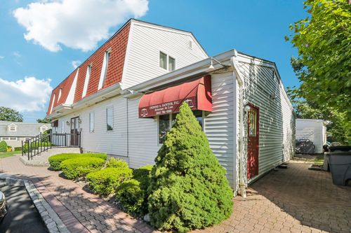 11 Ramapo Rd, Garnerville, NY, 10923-1732 | Card Image