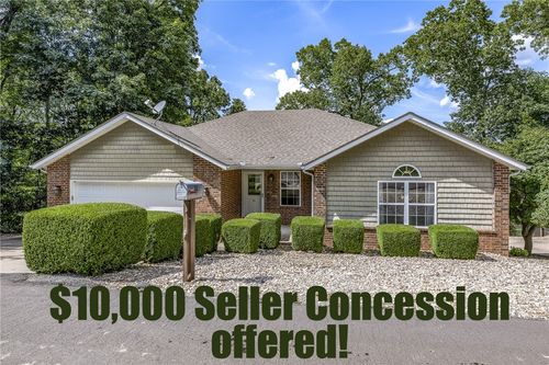 33 Rountree Dr, Bella Vista, AR, 72715-6705 | Card Image