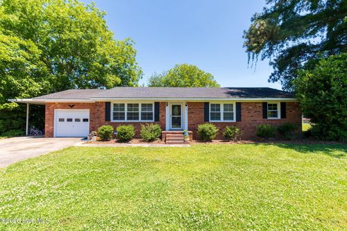 306 Jessup St, Elizabeth City, NC, 27909-3423 | Card Image