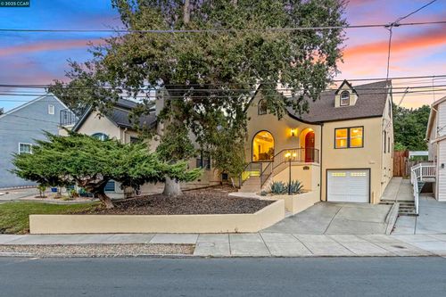 912 Brown St, Martinez, CA, 94553-2573 | Card Image