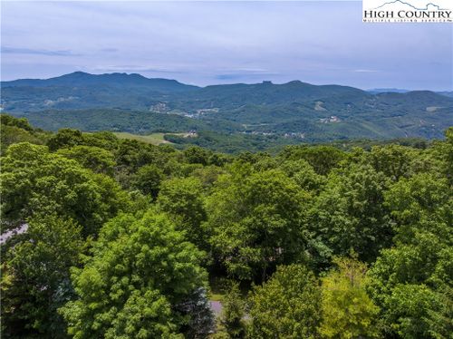 a4-3441 S Beech Mountain Parkway, Beech Mountain, NC, 28604 | Card Image