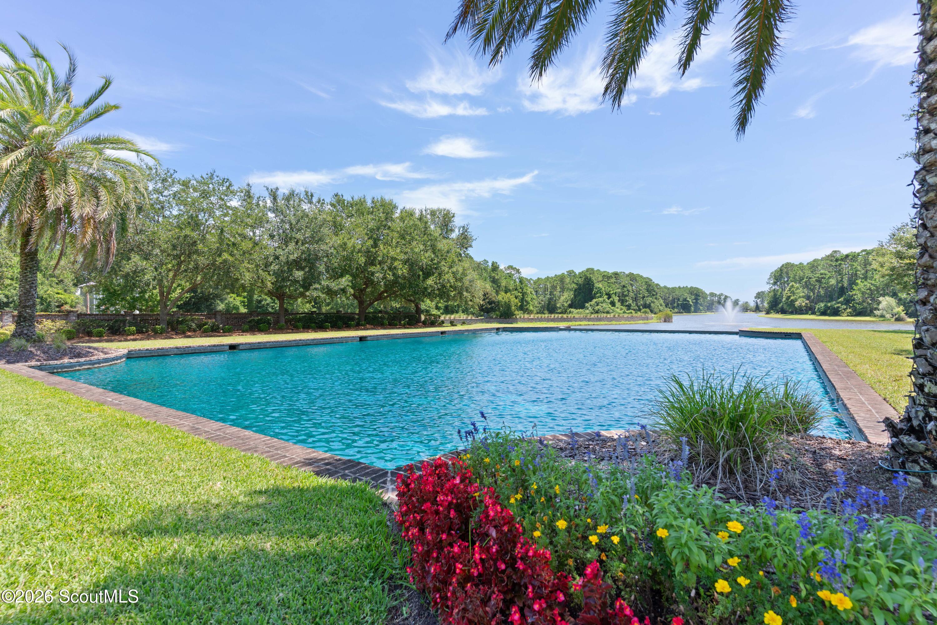 Land in St. Marys