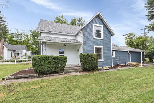 516 Fremont Rd, Port Clinton, OH, 43452-1718 | Card Image