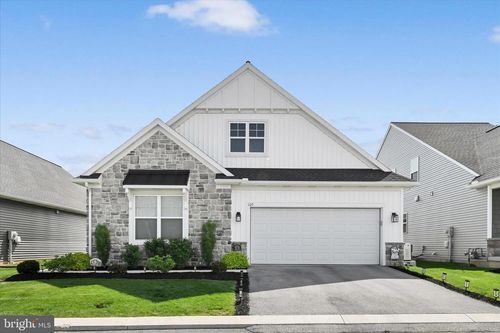 109 Bellflower Ave, ANNVILLE, PA, 17003-4200 | Card Image