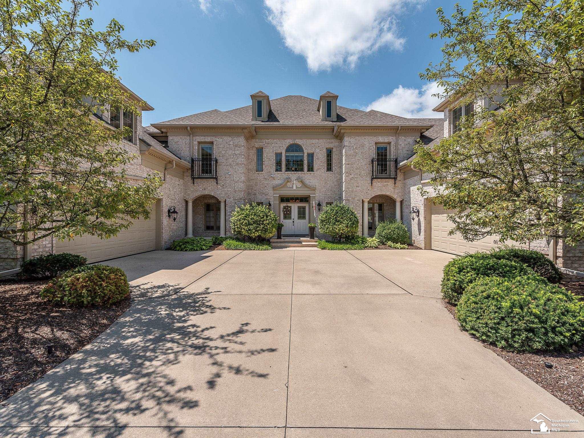 Abbey Rd, Monroe, MI 48161