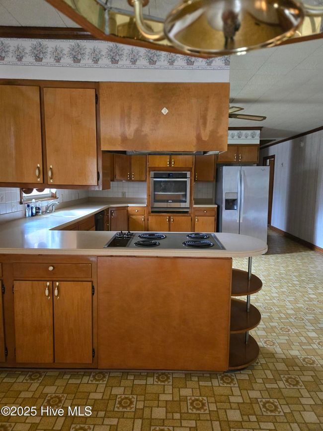 705 School Dr, House other with 5 bedrooms, 3 bathrooms and 1 parking in Williamston NC | Image 11