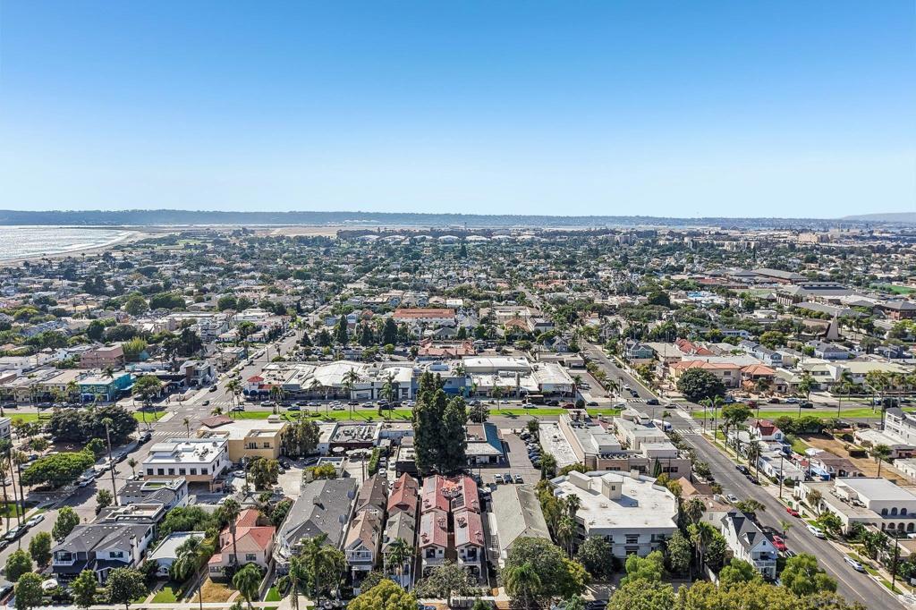 Residential in Coronado