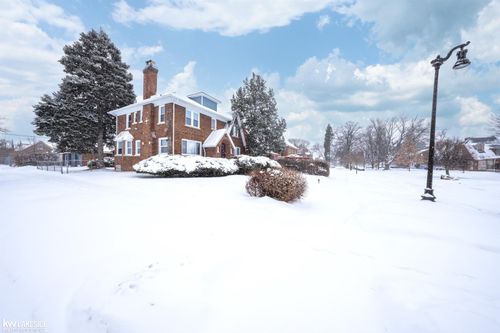 14054 Woodmont Avenue, Detroit, MI, 48227 | Card Image