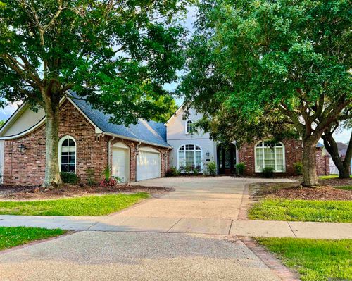 37237 Lakeshore Ave, Prairieville, LA, 70769-4471 | Card Image