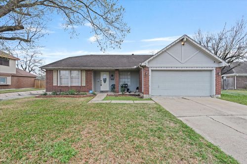 151 E Forest Ln, Houston, TX, 77015-1642 | Card Image