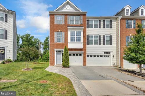 9758 Peace Springs Rdg, LAUREL, MD, 20723-2719 | Card Image