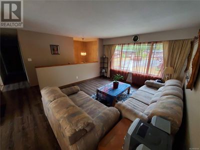 860 Jewitt Dr, House other with 4 bedrooms, 1 bathrooms and 3 parking in Tahsis BC | Image 2