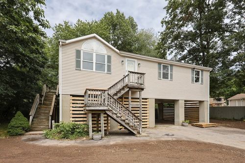 5 E Public St, Assonet, MA, 02702-1323 | Card Image