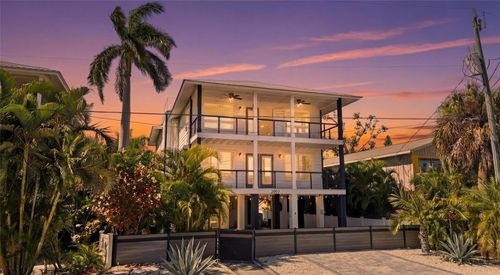 2502 Avenue B, BRADENTON BEACH, FL, 34217-2226 | Card Image