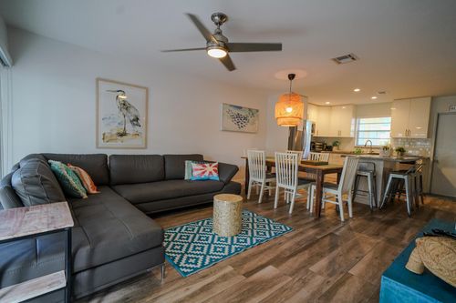 apt-h5-1500 Ocean Bay Dr, Key Largo, FL, 33037-4273 | Card Image