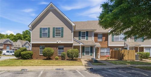 1614 Willow Point Arch, Chesapeake, VA, 23320 | Card Image