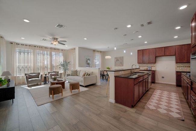 APT-10 - 404 Buttercup Creek Blvd, House other with 4 bedrooms, 3 bathrooms and 4 parking in Cedar Park TX | Image 4
