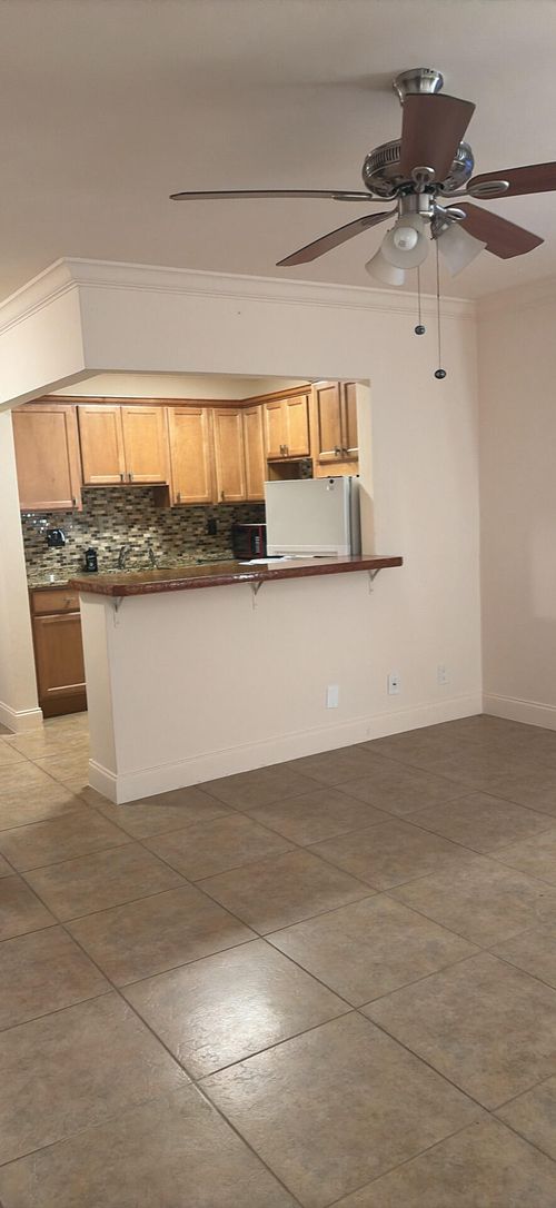 19-2020 Lake Osborne Dr, Lake Worth Beach, FL, 33461-5694 | Card Image