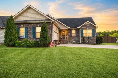 601 Cameo Ln, Clarksville, TN, 37042-1718 | Card Image