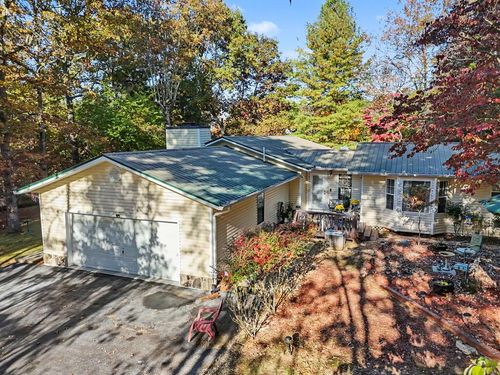 310 Lori Ln, Blairsville, GA, 30512-0829 | Card Image