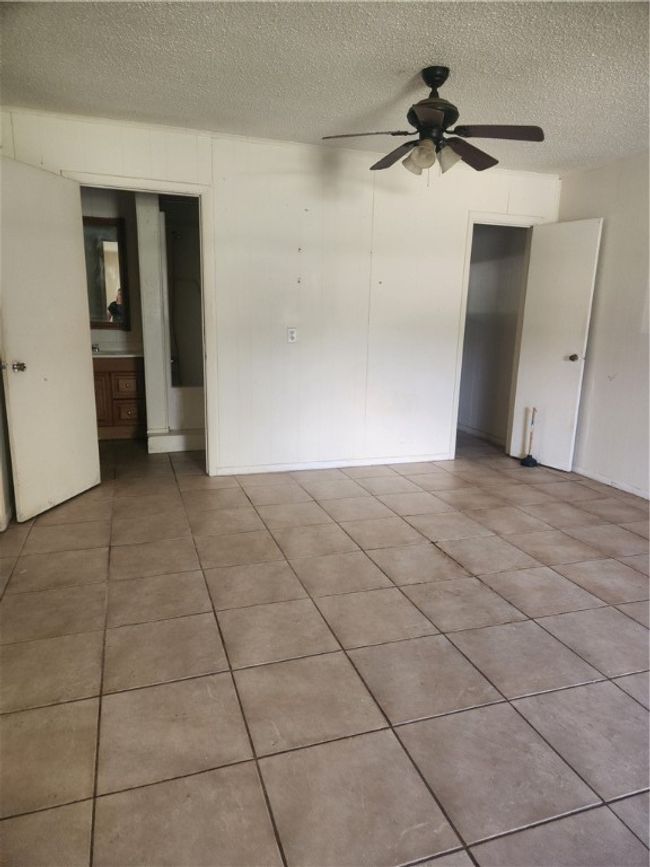 1315 4 Th St, House other with 1 bedrooms, 1 bathrooms and null parking in Ingleside TX | Image 4