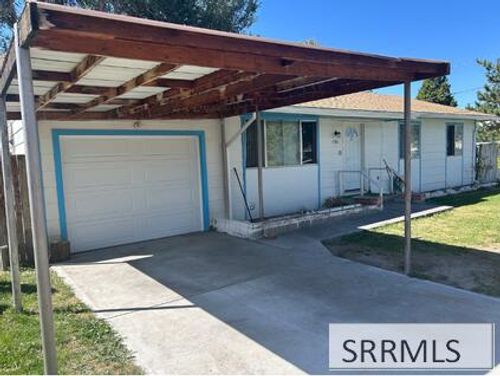 1381 Peach St, Blackfoot, ID, 83221-3822 | Card Image
