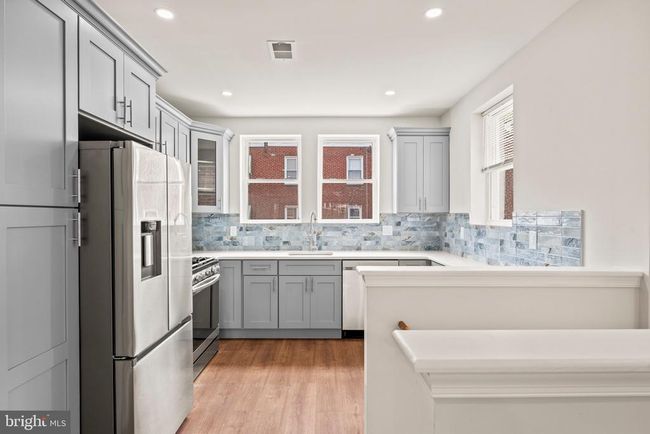 6445 N Sydenham St, Townhouse with 3 bedrooms, 2 bathrooms and null parking in PHILADELPHIA PA | Image 12