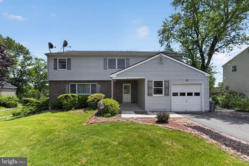 712 Meadowlark Rd, NORRISTOWN, PA, 19403-1914 | Card Image