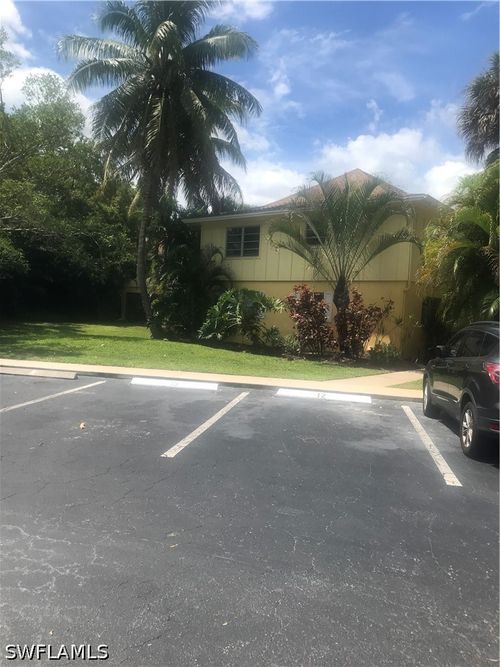 12-1210 Shady Rest Ln, NAPLES, FL, 34103-3354 | Card Image
