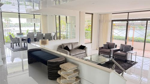th-6-19707 Turnberry Way, Aventura, FL, 33180-2501 | Card Image