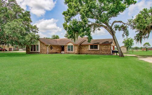 7594 County Road 684c, Sweeny, TX, 77480-8133 | Card Image