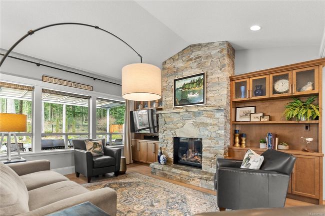3669 Monterey Dr, House other with 4 bedrooms, 3 bathrooms and 3 parking in Nanaimo BC | Image 15