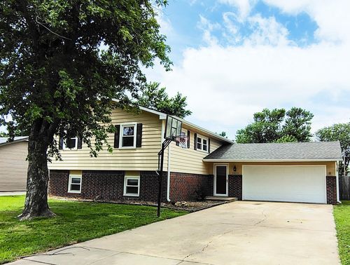 3333 S Kessler, Wichita, KS, 67217 | Card Image