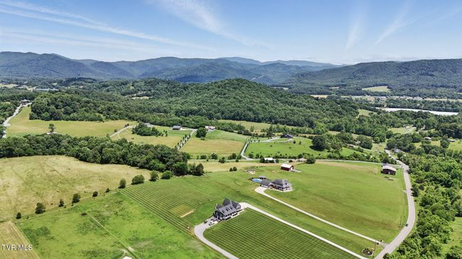 313 Treadway Trl, House other with 3 bedrooms, 3 bathrooms and null parking in Jonesborough TN | Image 64