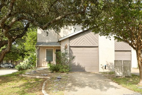 8702 Stream Cir, San Antonio, TX, 78250-5940 | Card Image