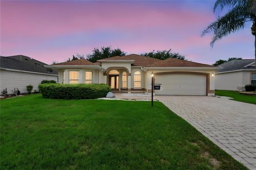 556 Kingston Way, The Villages, FL, 32162-1627 | Card Image