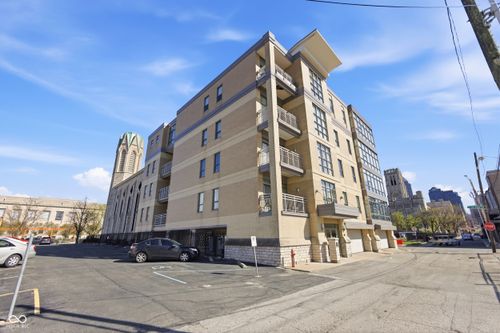 unit-204-802 N Meridian St, Indianapolis, IN, 46204-1119 | Card Image