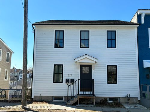 2-217 State St, Hudson, NY, 12534-1808 | Card Image