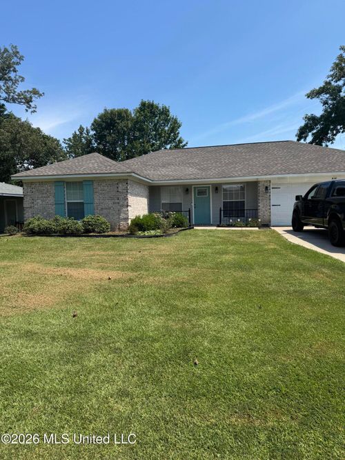 836 Cherry Ridge Dr, Clinton, MS, 39056-2013 | Card Image