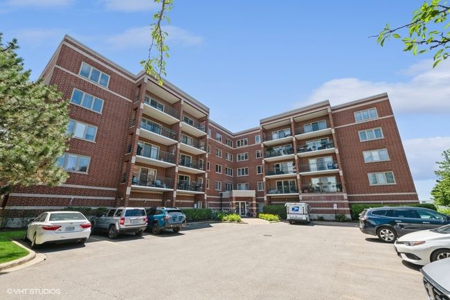208 - 4160 N Natchez Avenue, Condo with 2 bedrooms, 1 bathrooms and 1 parking in Chicago IL | Image 1