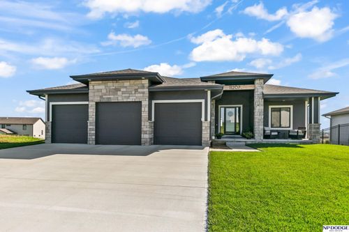 11207 N 170 Street, Bennington, NE, 68007 | Card Image