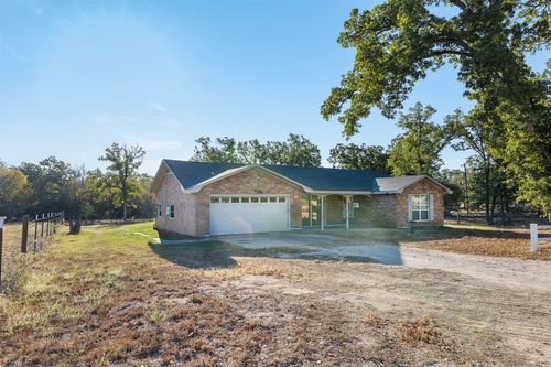 139 Fm 696, Elgin, TX, 78621-5012 | Card Image