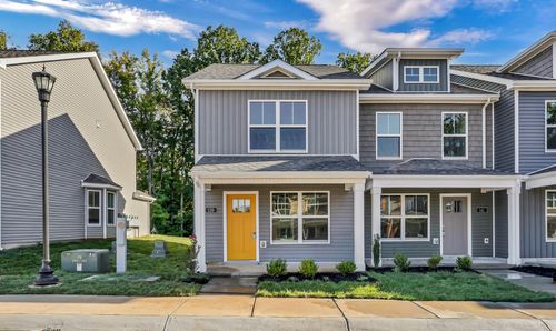 139 Quarry Point Dr, Clarksville, TN, 37043-3368 | Card Image