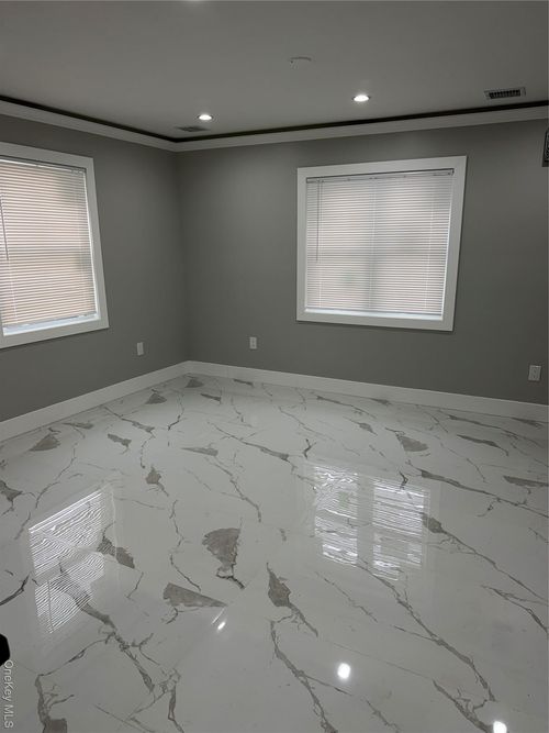 51 Osprey Pl, Massapequa, NY, 11758-8457 | Card Image