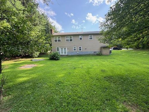346 Nina St, New Windsor, NY, 12553-6125 | Card Image
